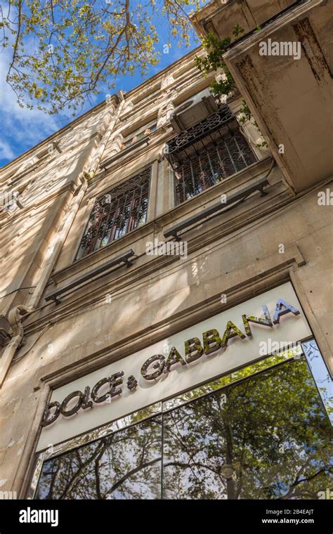 Dolce & Gabbana stores and boutiques in Baku, Azerbaijan.